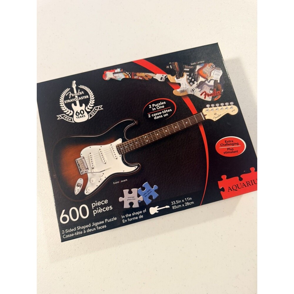 FENDER STRATOCASTER Guitar 60 Years 600 Pc Jigsaw Puzzle Aquarius Games SEALED